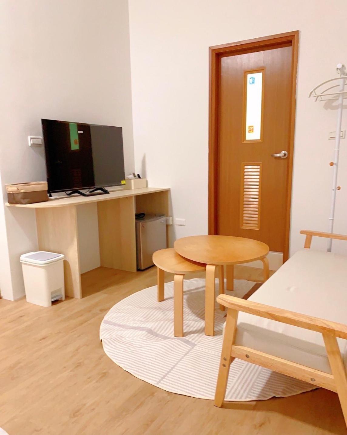 מאקונג Travelers Hostel מראה חיצוני תמונה
